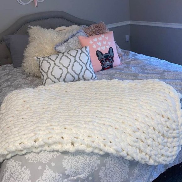 Other - Chunky Knit Blanket